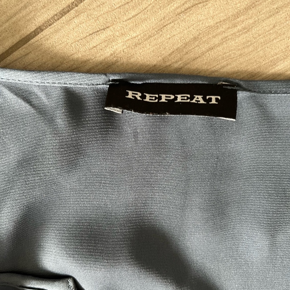 Repeat gray silk top - Picture 2 of 2